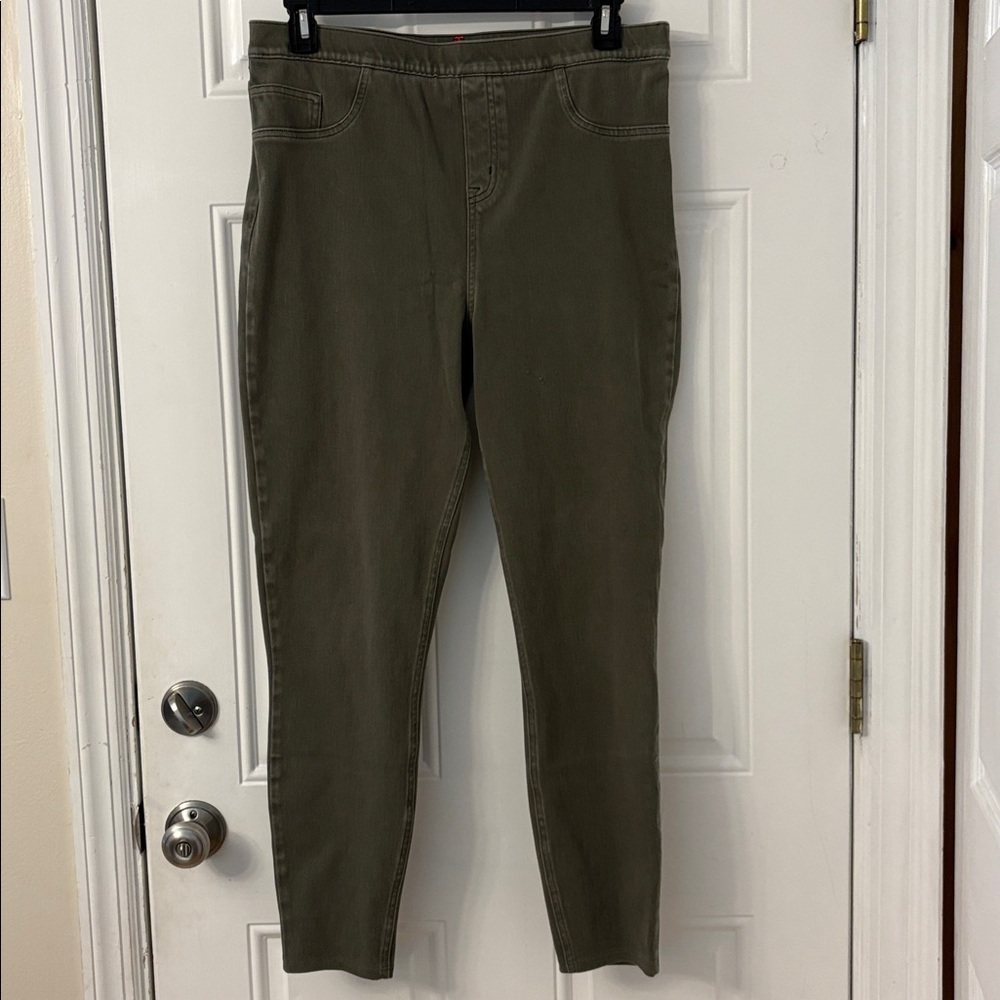 Spanx Jean-ish Ankle Length Leggings in Olive Sz 1X
